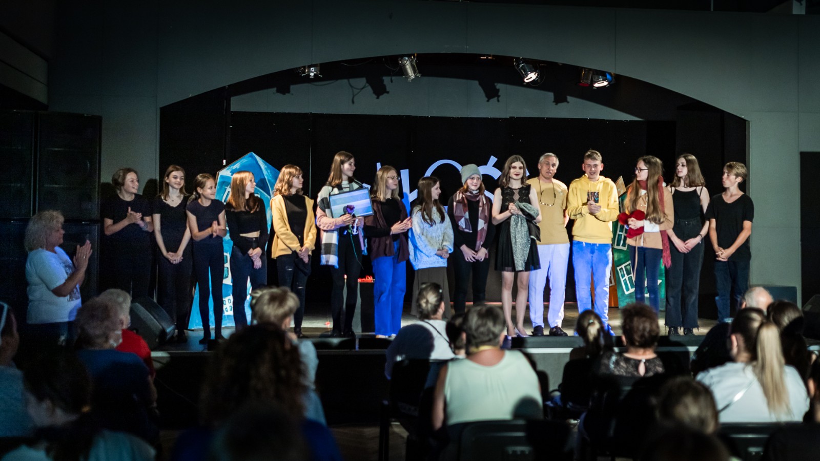 MDK Spektakl- Lodowy świat 